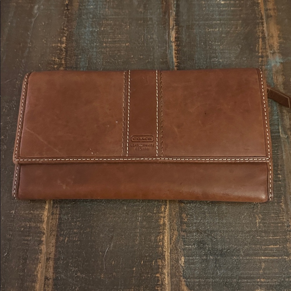 Vintage COACH Trifold Brown Leather Wallet Turquoise Interior